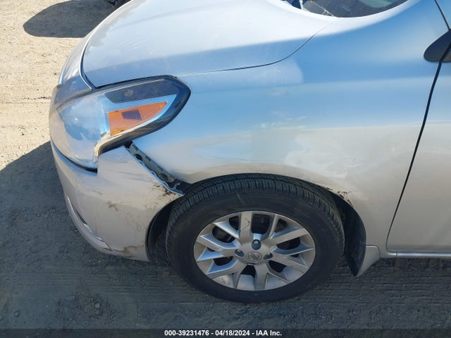 Nissan Versa 1.6 Sv 2018 3N1CN7AP6JL803096 Image 15
