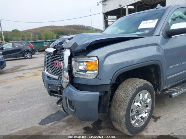 1GT12UE89GF120634 GMC Sierra 2500hd Denali