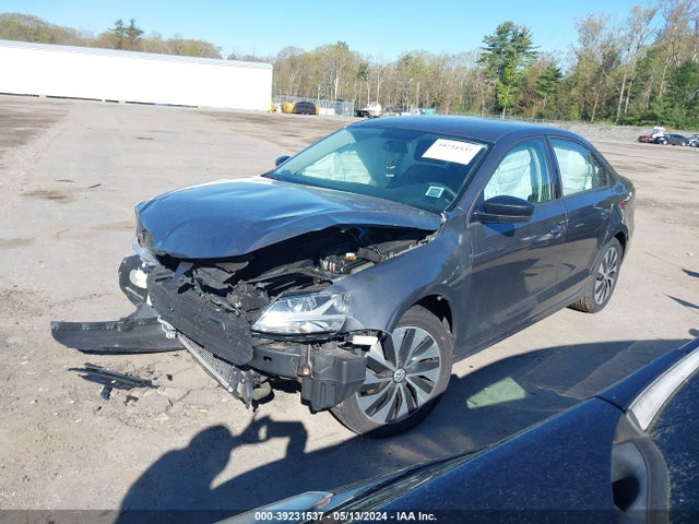 3VW2K7AJ0EM258068 Volkswagen Jetta 2.0l S