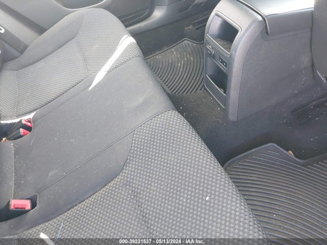 3VW2K7AJ0EM258068 Volkswagen Jetta 2.0l S