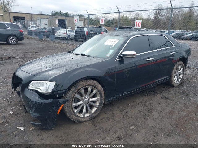 2C3CCAKG2KH722643 Chrysler 300 Limited Awd