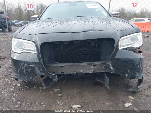 2C3CCAKG2KH722643 Chrysler 300 Limited Awd