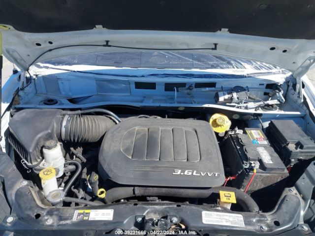 2C4RDGBG1JR304489 Dodge Grand Caravan Se
