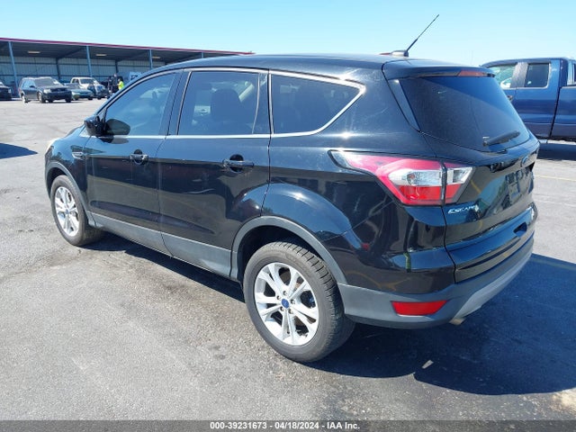 Ford ESCAPE SE 2017 1FMCU0GD2HUC86346 Image 3