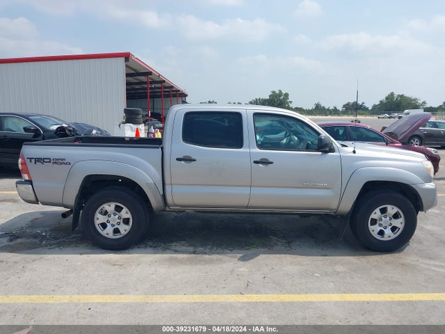 Toyota Tacoma Base V6 2015 5TFLU4EN2FX114837 Image 13