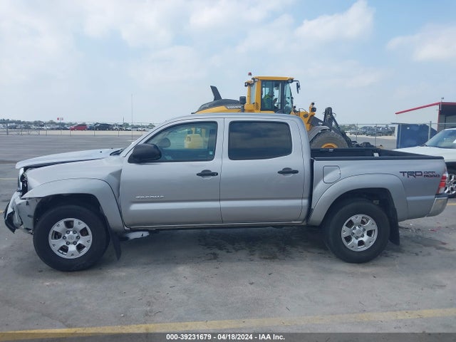 Toyota Tacoma Base V6 2015 5TFLU4EN2FX114837 Image 14