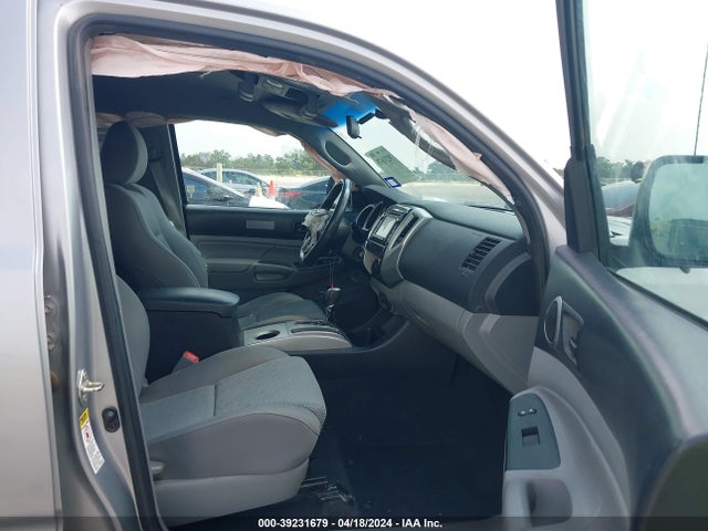 Toyota Tacoma Base V6 2015 5TFLU4EN2FX114837 Image 5
