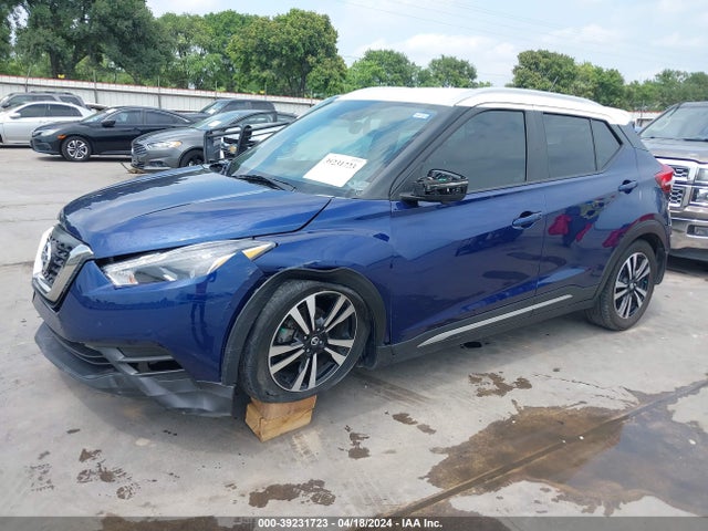 Nissan KICKS SR 2018 3N1CP5CU9JL545397 Image 2