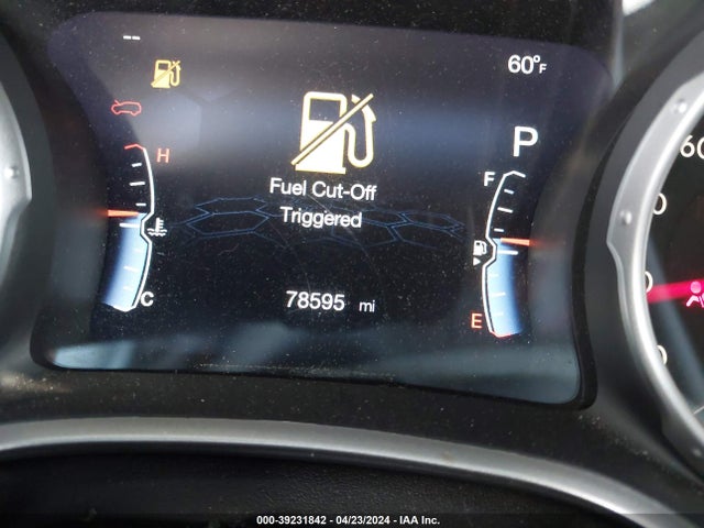 3C4NJDBB7JT350318 Jeep Compass Latitude 4x4