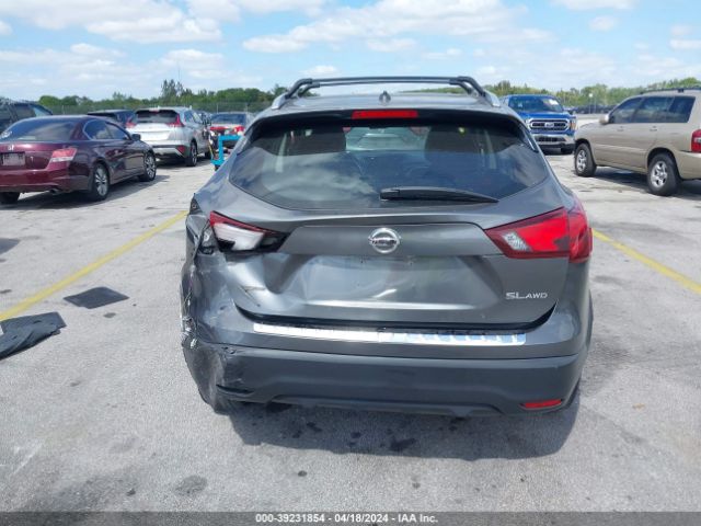 JN1BJ1CR2HW130055 Nissan Rogue Sport Sl