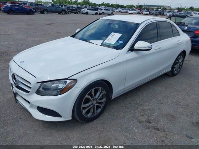 55SWF4JB0FU073748 Mercedes-Benz C 300 Luxury/sport
