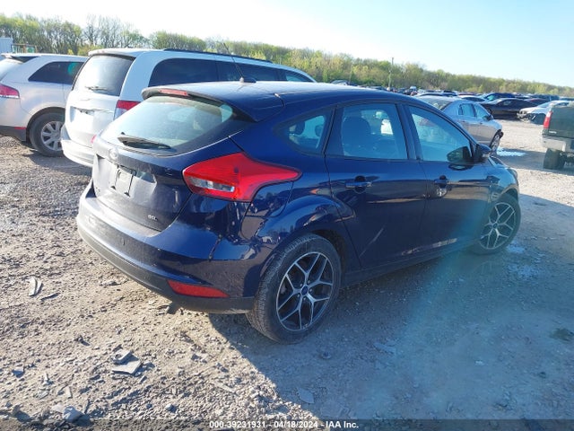 Ford FOCUS SEL 2017 1FADP3M23HL323579 Image 4