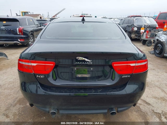 Jaguar Xe 25t 2017 SAJAR4BG0HA949261 Image 17