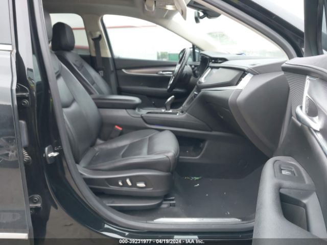 1GYKNCRS9JZ213830 Cadillac XT5 LUXURY