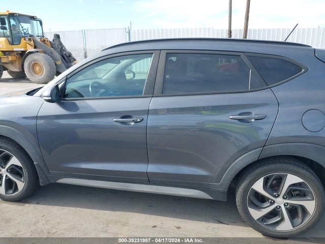 Hyundai Tucson Value 2017 KM8J33A26HU563048 Image 14