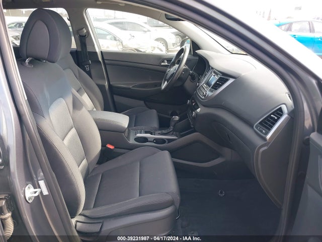 Hyundai Tucson Value 2017 KM8J33A26HU563048 Image 5