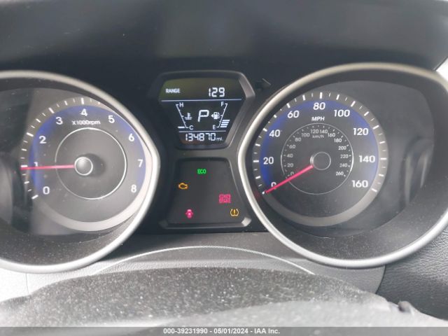 KMHDH4AEXFU393496 Hyundai ELANTRA SE