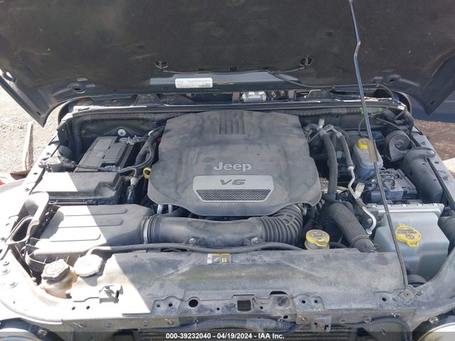 1C4AJWBG8HL728402 Jeep Wrangler Sahara 4x4
