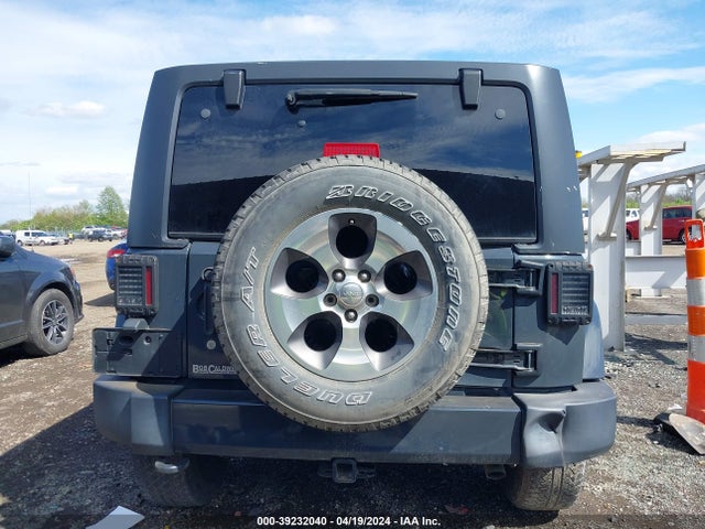 1C4AJWBG8HL728402 Jeep Wrangler Sahara 4x4