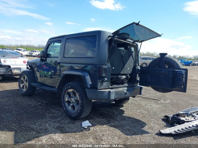 1C4AJWBG8HL728402 Jeep Wrangler Sahara 4x4