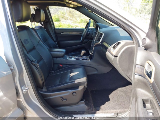 1C4RJFCG3HC964487 Jeep Grand Cherokee Overland 4x4