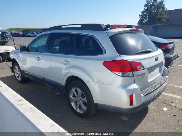 Subaru Outback 2.5i Limited 2014 4S4BRBLC0E3301773 Image 3