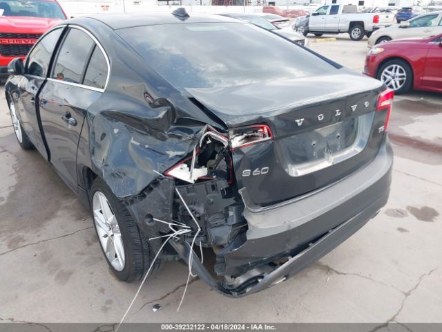 YV140MFB7F2315354 Volvo S60 T5 Premier
