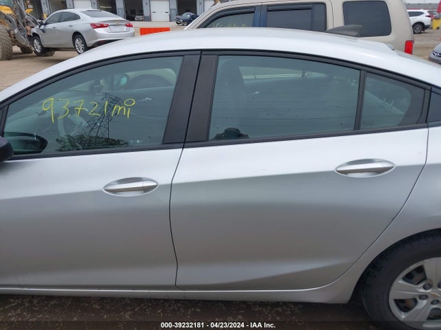 Chevrolet Cruze Ls Auto 2018 1G1BC5SM9J7226097 Image 14