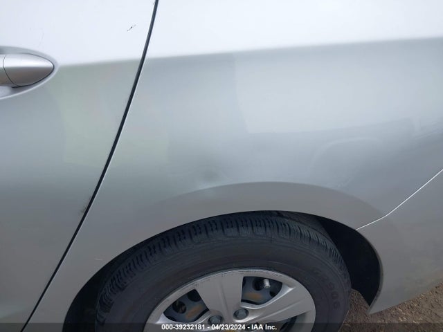 Chevrolet Cruze Ls Auto 2018 1G1BC5SM9J7226097 Image 17