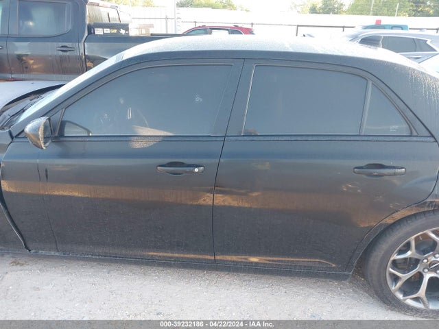 2C3CCAAG7JH264517 Chrysler 300 Touring