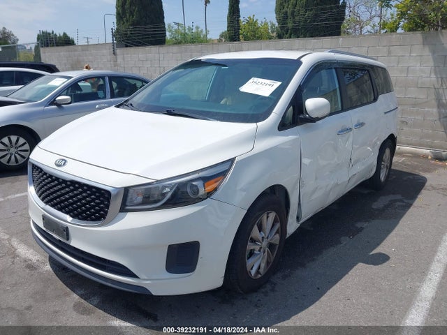 KIA SEDONA LX 2016 KNDMB5C13G6087333 Image 2