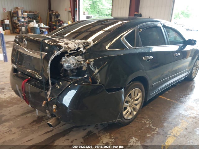 Nissan Altima 2.5 S 2015 1N4AL3AP1FC468504 Image 4