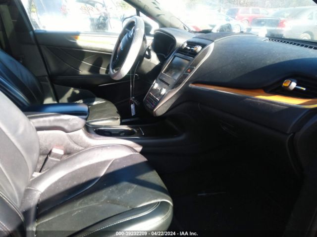 5LMTJ2AH1FUJ29899 Lincoln MKC