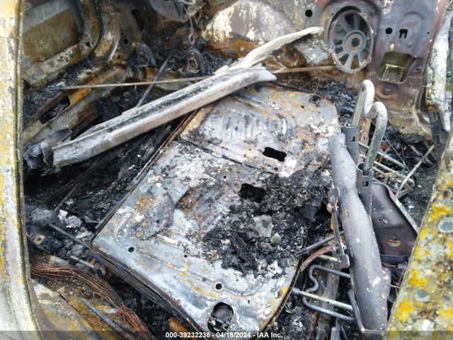 2011 MINI COOPER CLUBMAN WMWZF3C51BTX82225 Photo 7