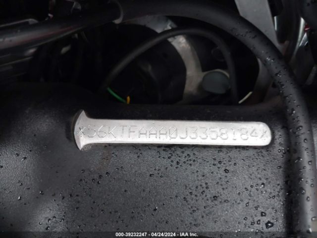 2018 INDIAN MOTORCYCLE CO. CHIEFTAIN 56KTFAAA0J3358184 Photo 9