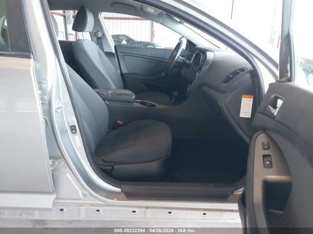 KNAGM4AD4F5080410 KIA mpi theta ii