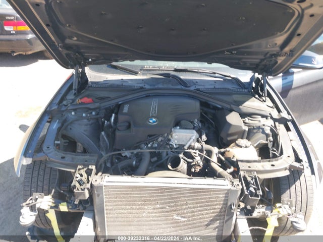 WBA8E5G53GNT94641 BMW 320i Xdrive