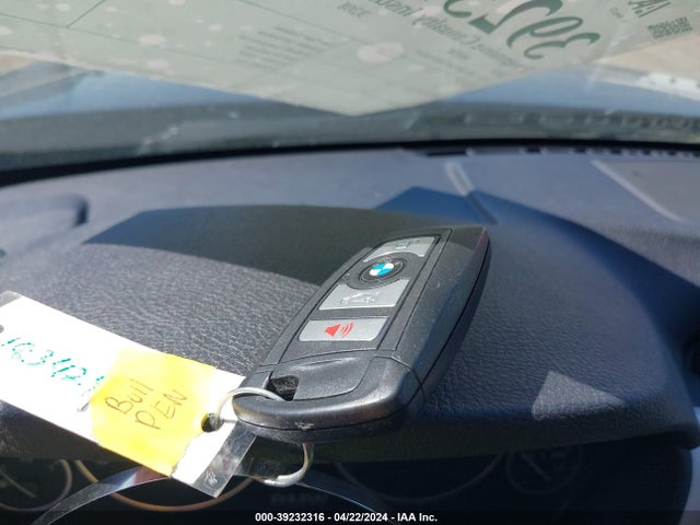 WBA8E5G53GNT94641 BMW 320i Xdrive