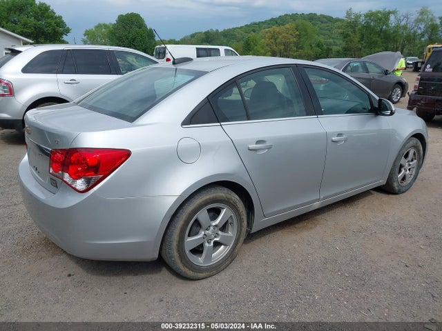 1G1PC5SB1F7132548 Chevrolet Cruze 1lt Auto