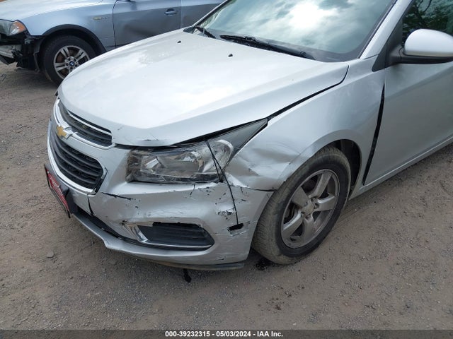 1G1PC5SB1F7132548 Chevrolet Cruze 1lt Auto