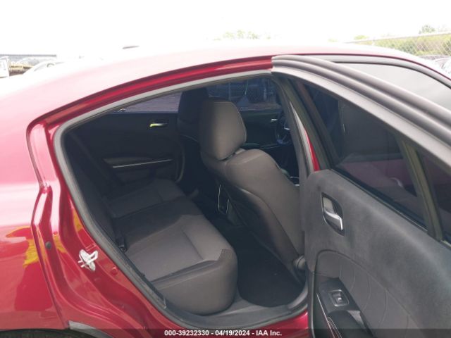 2C3CDXBG4KH758589 Dodge Charger Sxt Rwd