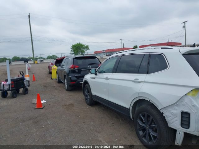 3VV3B7AXXNM119661 Volkswagen Tiguan 2.0t Se