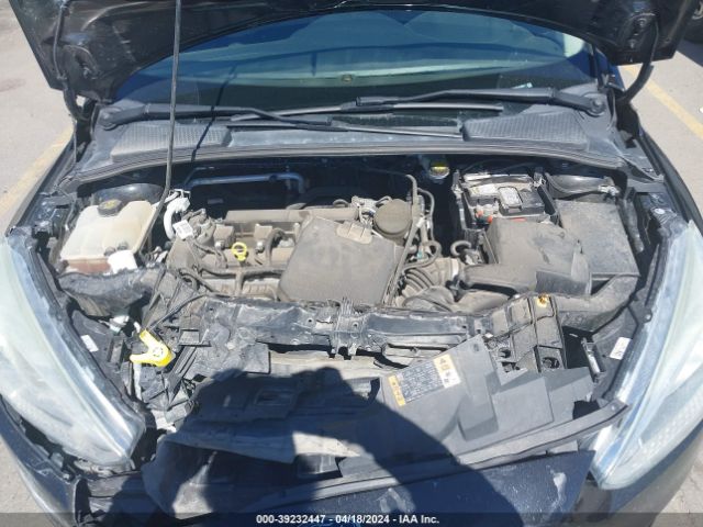 1FADP3F26FL318631 Ford FOCUS SE