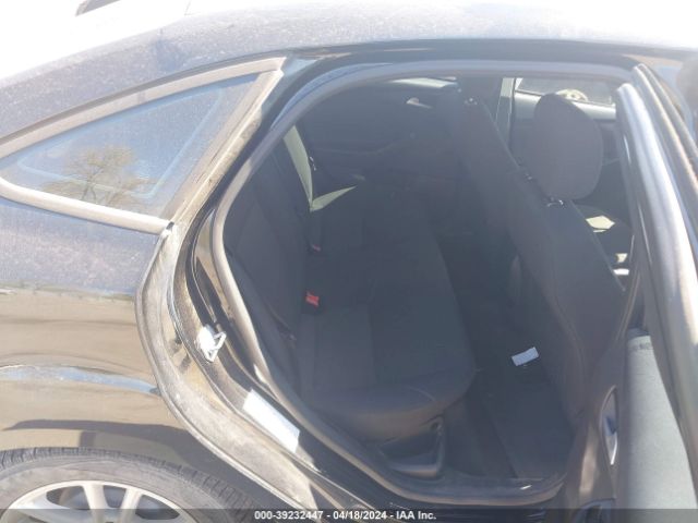 1FADP3F26FL318631 Ford FOCUS SE