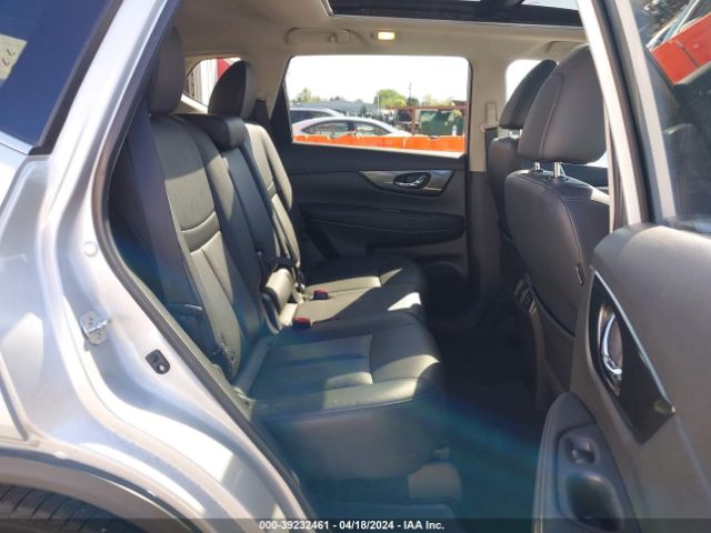 5N1AT2MT2FC814391 Nissan Rogue Sl