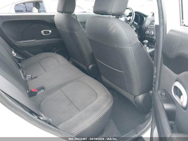 KIA SOUL + 2014 KNDJP3A51E7052571 Image 8