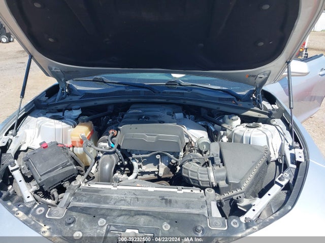 Chevrolet Camaro 1lt 2016 1G1FB3DX6G0192346 Image 10