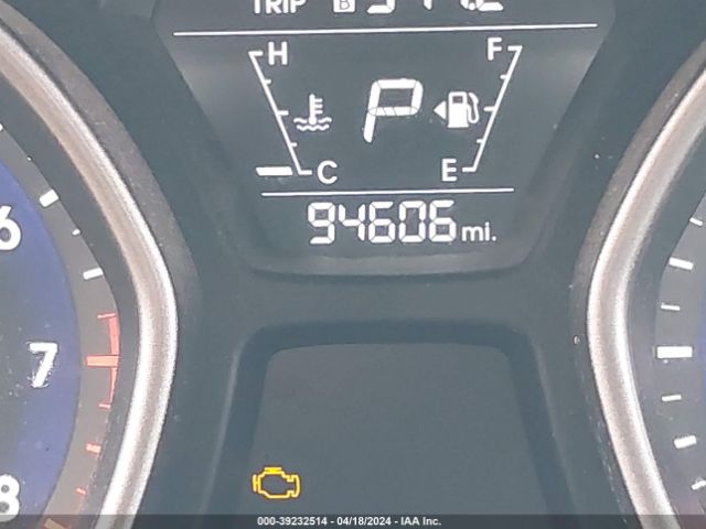 5NPDH4AE3GH785736 Hyundai ELANTRA SE