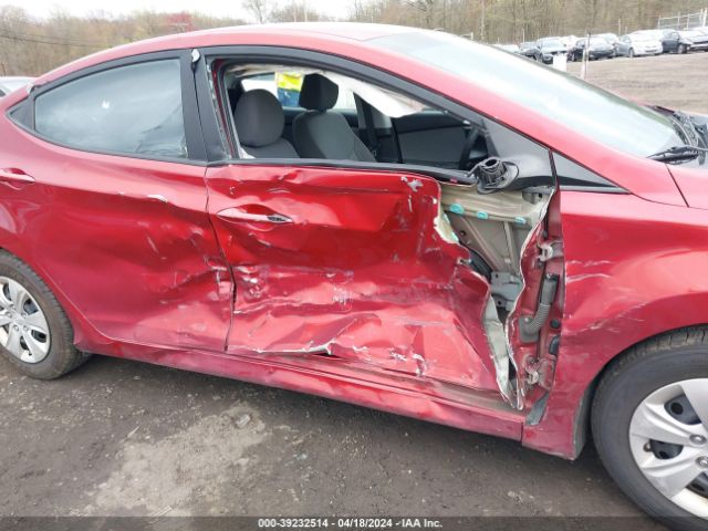 5NPDH4AE3GH785736 Hyundai ELANTRA SE