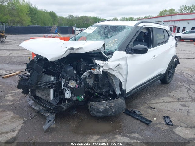 Nissan Kicks Sr Xtronic Cvt 2022 3N1CP5DV9NL477082 Image 2